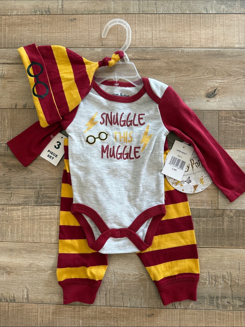 Harry Potter Gryffindor Snuggle This Muggle Baby One-Piece Set 3-6 Months NWT
